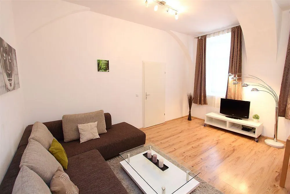 Checkvienna - Apartment Czerningasse 0*, Vienna