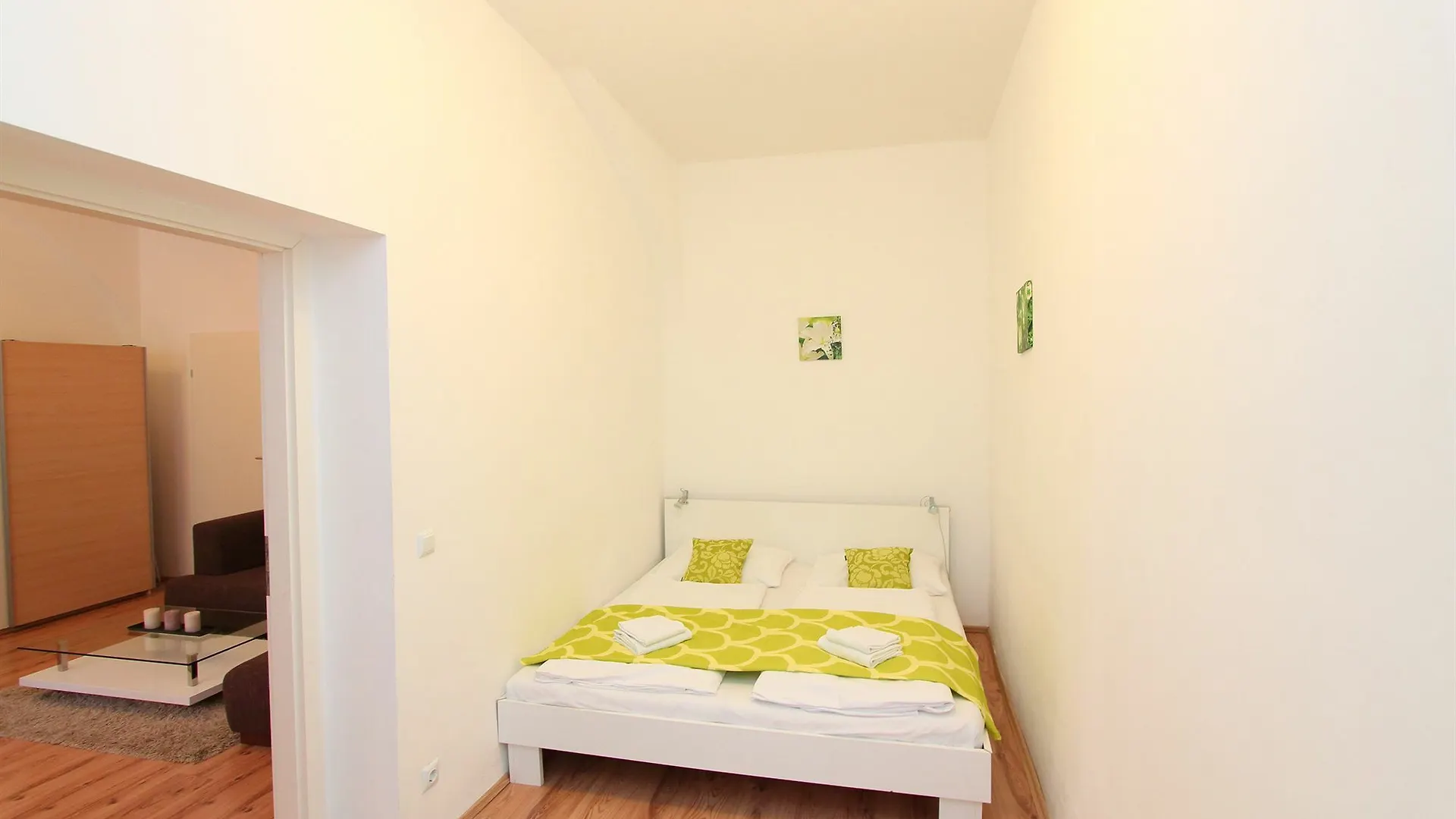 Checkvienna - Apartment Czerningasse Austria