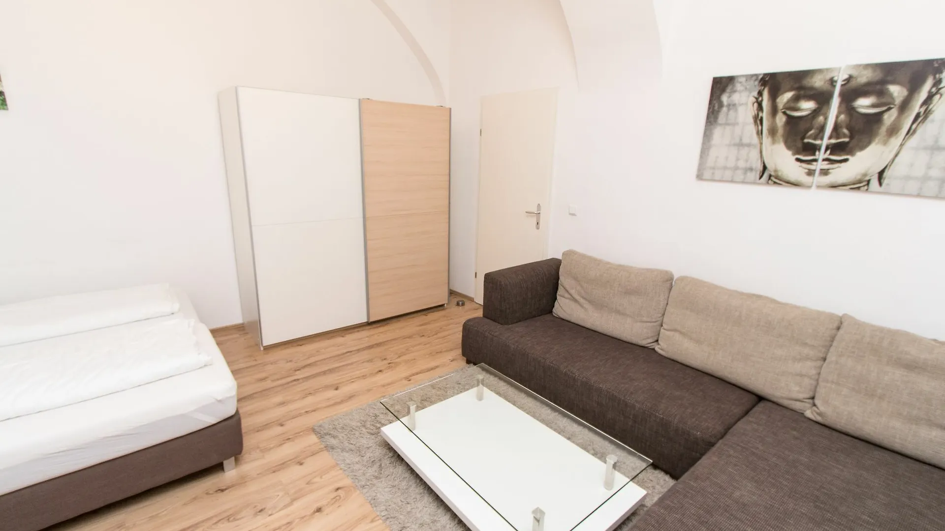 Checkvienna - Apartment Czerningasse 0*, Vienna Austria